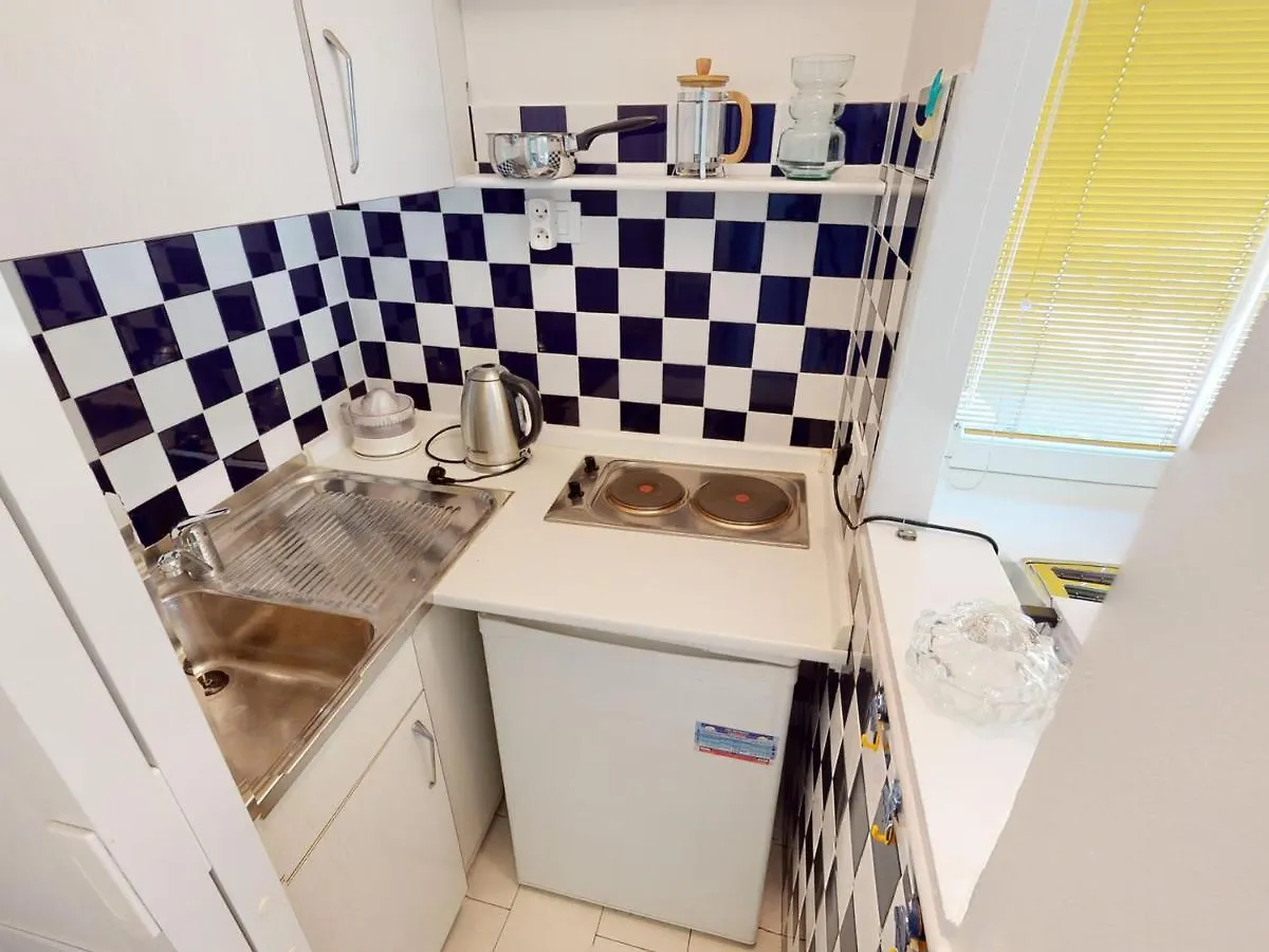 شقة Appartement Spacieux Avec Terrasse Face Mer A Menton, Proche Plages Et Centre-Ville - Fr-1-196-327
