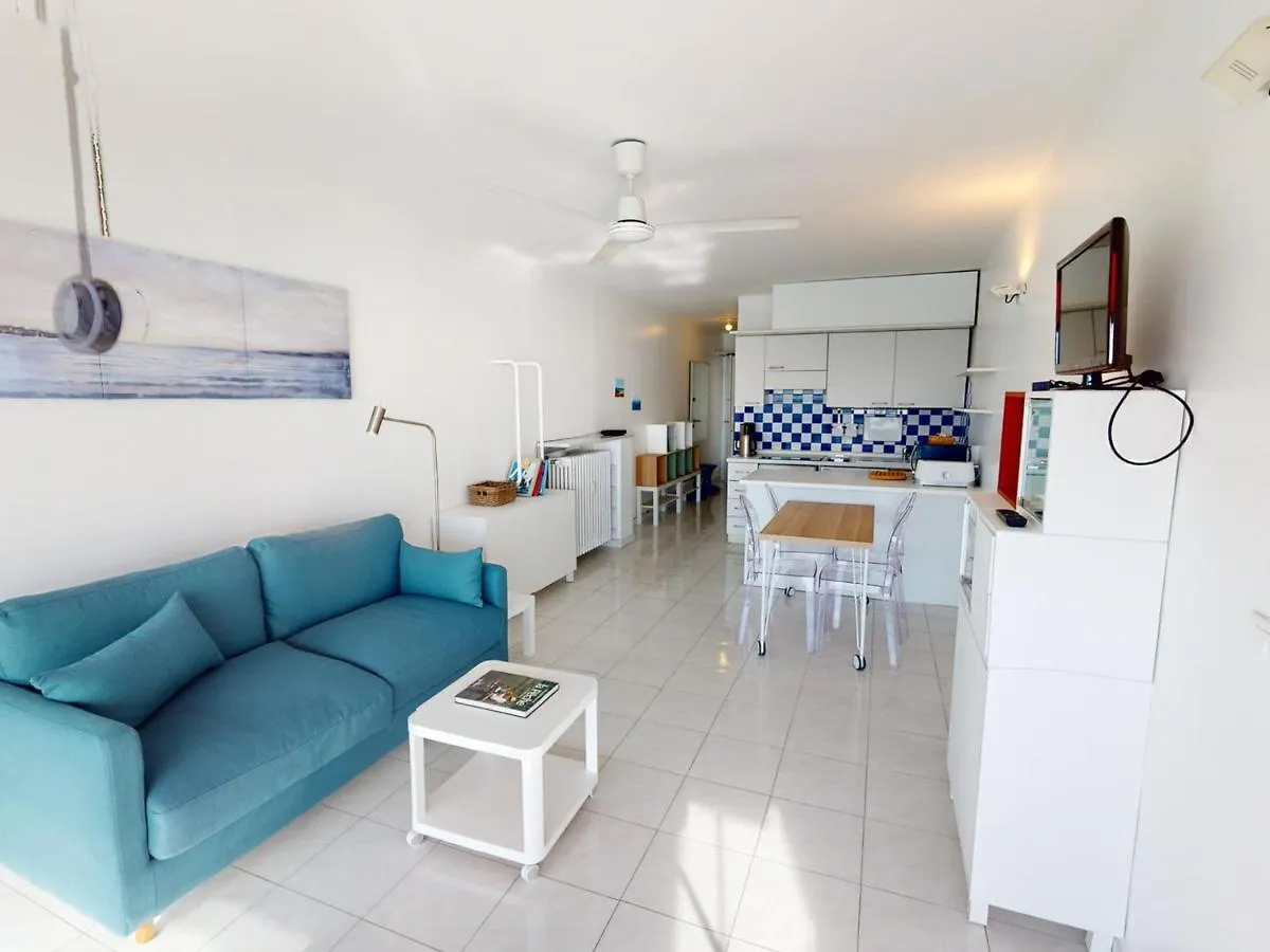 شقة Appartement Spacieux Avec Terrasse Face Mer A Menton, Proche Plages Et Centre-Ville - Fr-1-196-327